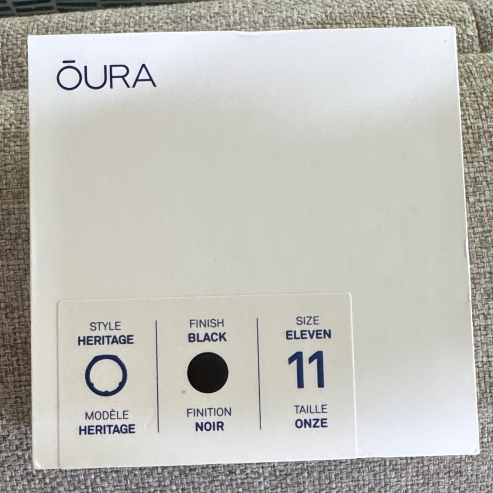Oura Heritage Ring in Sleek Black Finish